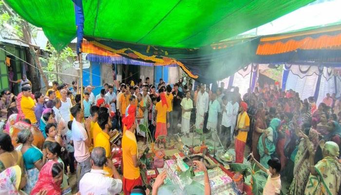 সরষপুর, নাদের পেটুয়ায় জাগো হিন্দু পরিষদের উদ্যোগে ১০ম “শ্রীমদ্ভগবদ গীতা” হোম যজ্ঞ সফলভাবে সম্পন্ন