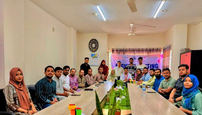 রোটার‍্যাক্ট ক্লাব অব কুমিল্লা মহানগরের আলোকযাত্রা:  'ইয়ার লাঞ্চিং'–এ নবান্ন ঘোষণা