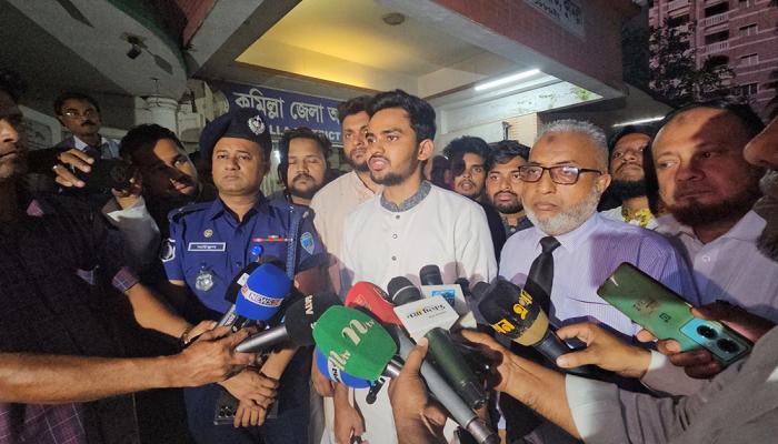 আগামী ৫ই আগস্ট জুলাই ঘোষণাপত্র দেওয়ার চিন্তা-ভাবনা করছে সরকার:  উপদেষ্টা আসিফ মাহমুদ