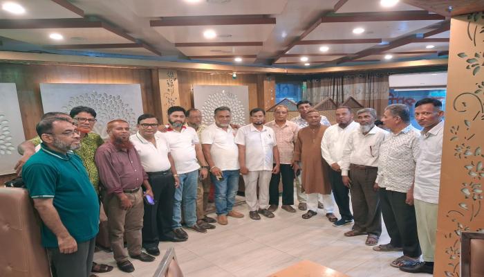 লাকসামে ছিয়াশির বন্ধুদের প্রাণের মেলবন্ধন