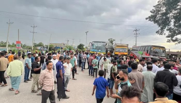 ঢাকা-চট্টগ্রাম মহাসড়কে আবারও লরির চাপা, কুমিল্লায় প্রাণ গেল প্রবাসীর